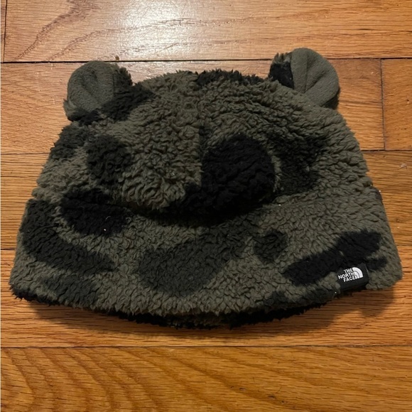 The North Face | Camo Green Littles Bear Beanie | 0-6 mo - Picture 1 of 3